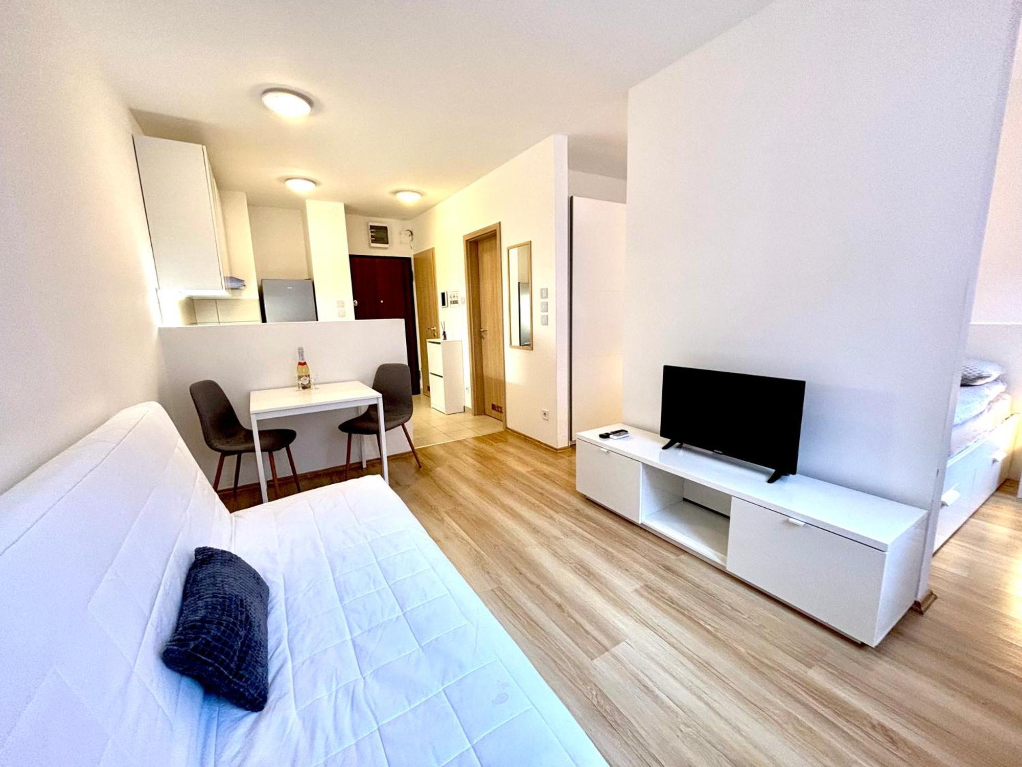 Apartment Leo *
