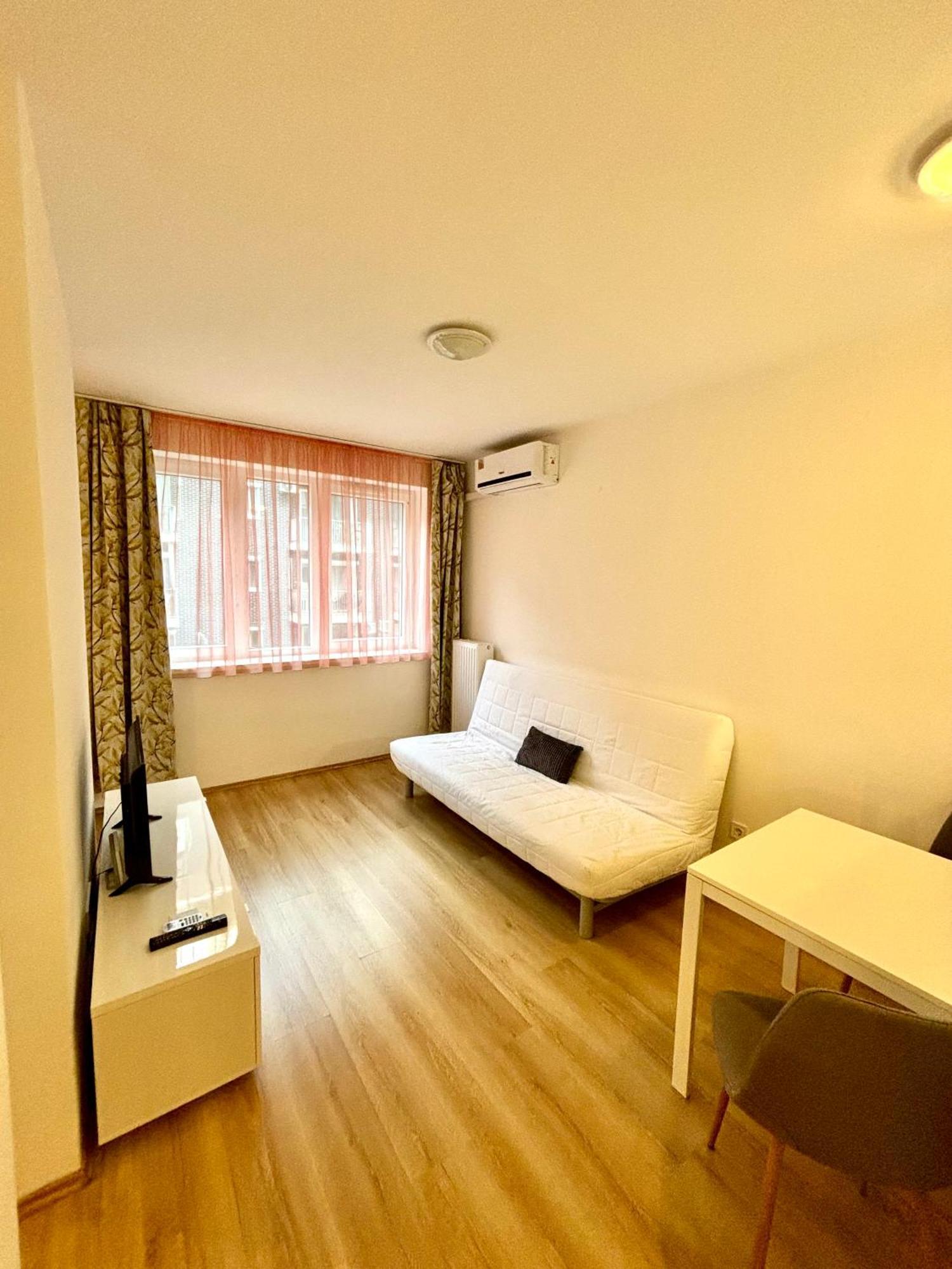 Apartment Leo *